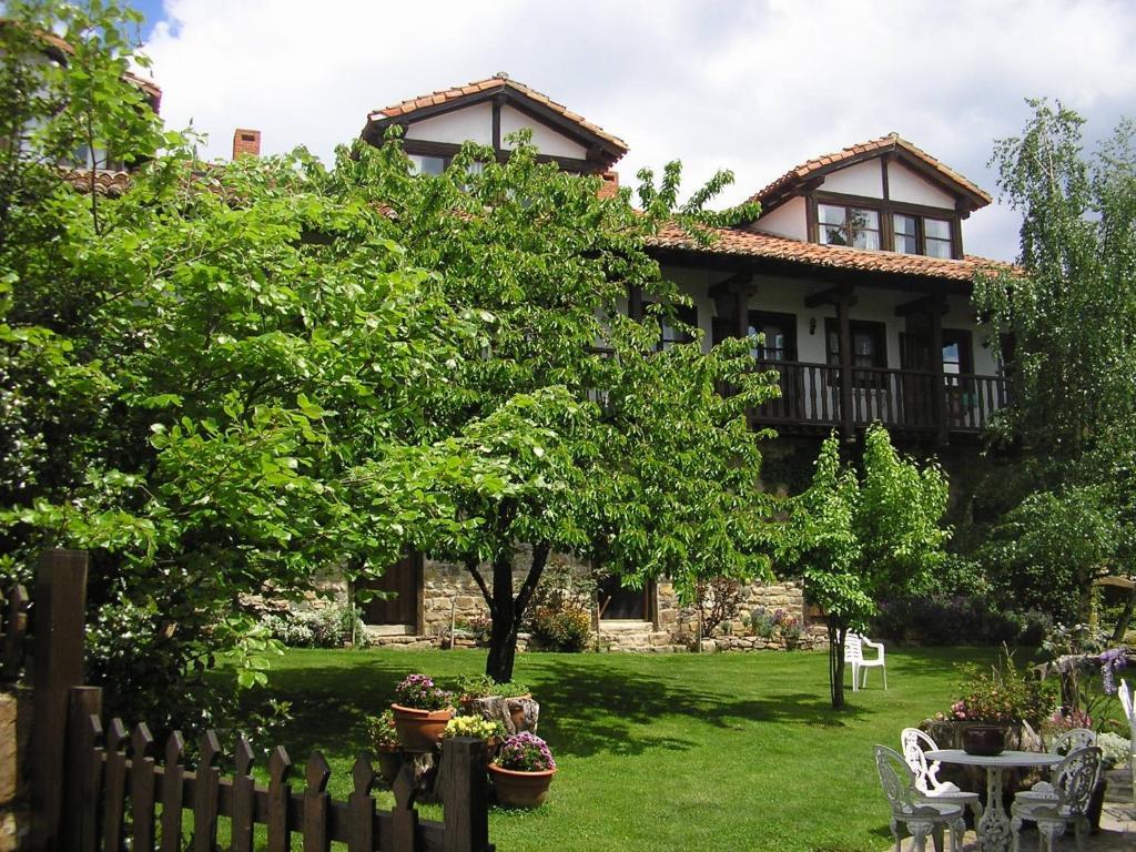 Apartamento Fuente De Somave Cahecho Exterior photo